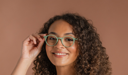 Choosing the Right Reading Glasses for You