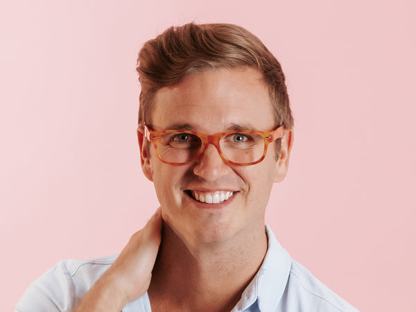 Man wearing Reading Glasses 'Billi' Honey Tortoiseshell