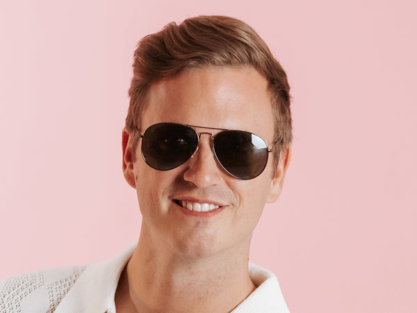 Man wearing Reading Sunglasses 'Ace' Gun Metal