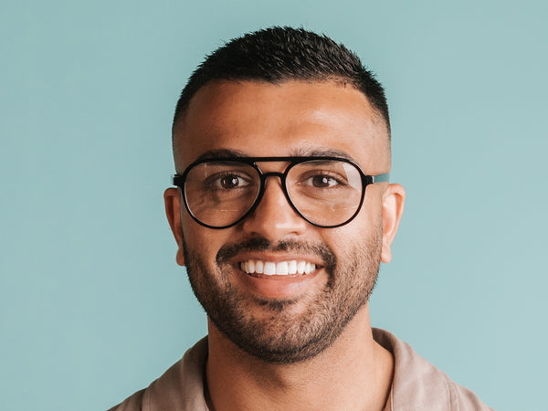 Man wearing Reading Glasses 'Rockwell' Black