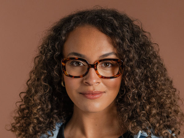 Woman wearing Reading Glasses 'Luna' Tortoiseshell