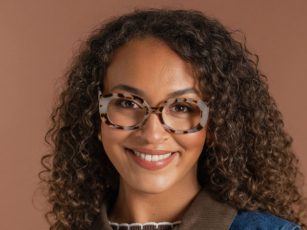 Woman wearing Reading Glasses 'Luna' White Tortoiseshell