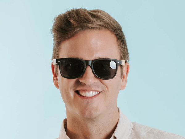 Man wearing Sunglasses Polarised 'Ash' Matt Black/Bamboo