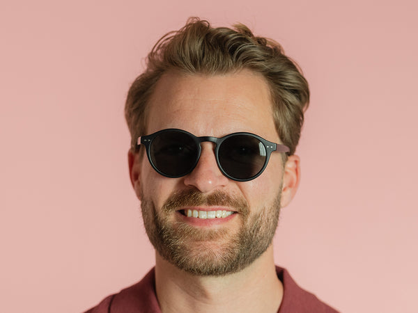 Man wearing Sunglasses Polarised 'Robbie' Matt Black