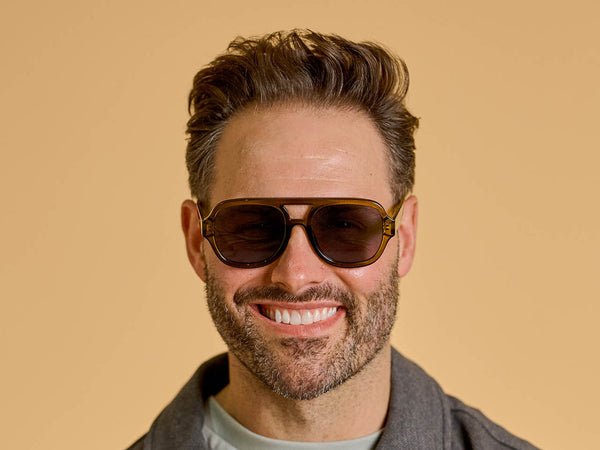 Man wearing Sunglasses Polarised 'McQueen' Olive