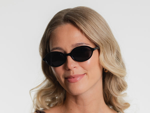 Woman wearing Sunglasses Polarised 'Mimi' Black